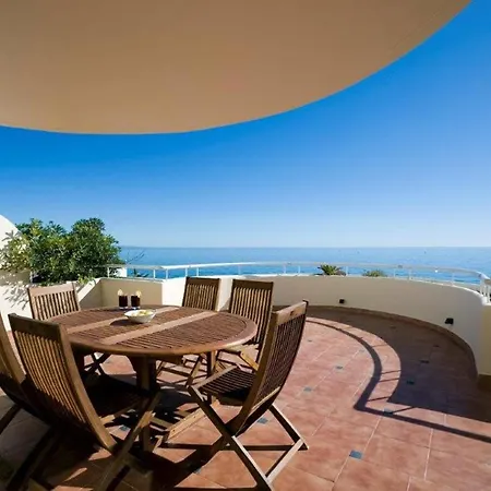 Immaculate 3-bed Penthouse- Stunning Views Estepona