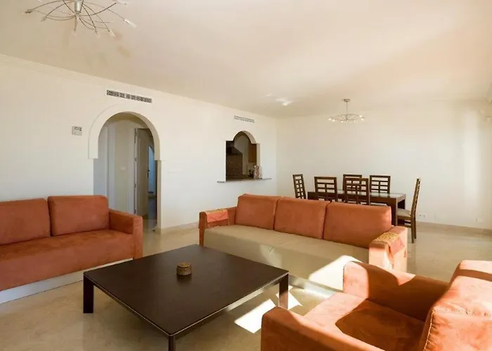 Apartment Immaculate 3-bed Penthouse- Stunning Views Estepona